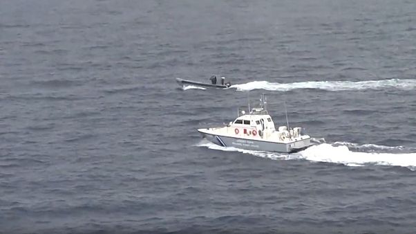 Ναυάγιο με μετανάστες στους Παξούς- Τουλάχιστον 12 νεκροί Ναυάγιο με μετανάστες στους Παξούς- Τουλάχιστον 12 νεκροί