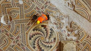 Hatay'da bir otelin inşaat çalışmaları sırasında ortaya çıkan Helenistik döneme ait mozaik