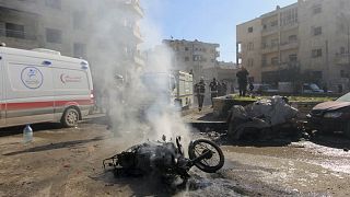  مقتل 18 مدنياً في قصف جوي لقوات النظام السوري في محافظة إدلب 