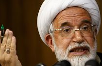 کروبی خطاب به خامنه‌ای: هیچ‌یک از صفات رهبری را ندارید