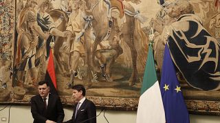 Libya Başbakanı Fayiz es-Serrac ile İtalya Başbakanı Giuseppe Conte, Roma'da düzenlenen toplantısı sonrası