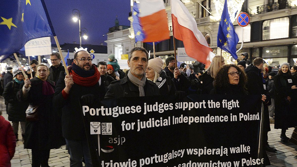 Juízes europeus protestam na Polónia