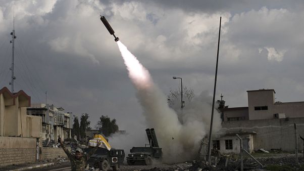 8 Raketen auf US-Basis im Irak gefeuert: 4 Verletzte 8 Raketen auf US-Basis im Irak gefeuert: 4 Verletzte