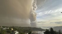 Philippines : les images impressionnantes du réveil d'un volcan