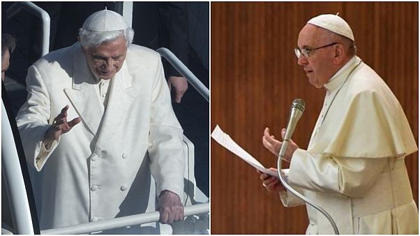 Papa 16. Benedikt ve Papa Francis Papa 16. Benedikt ve Papa Francis