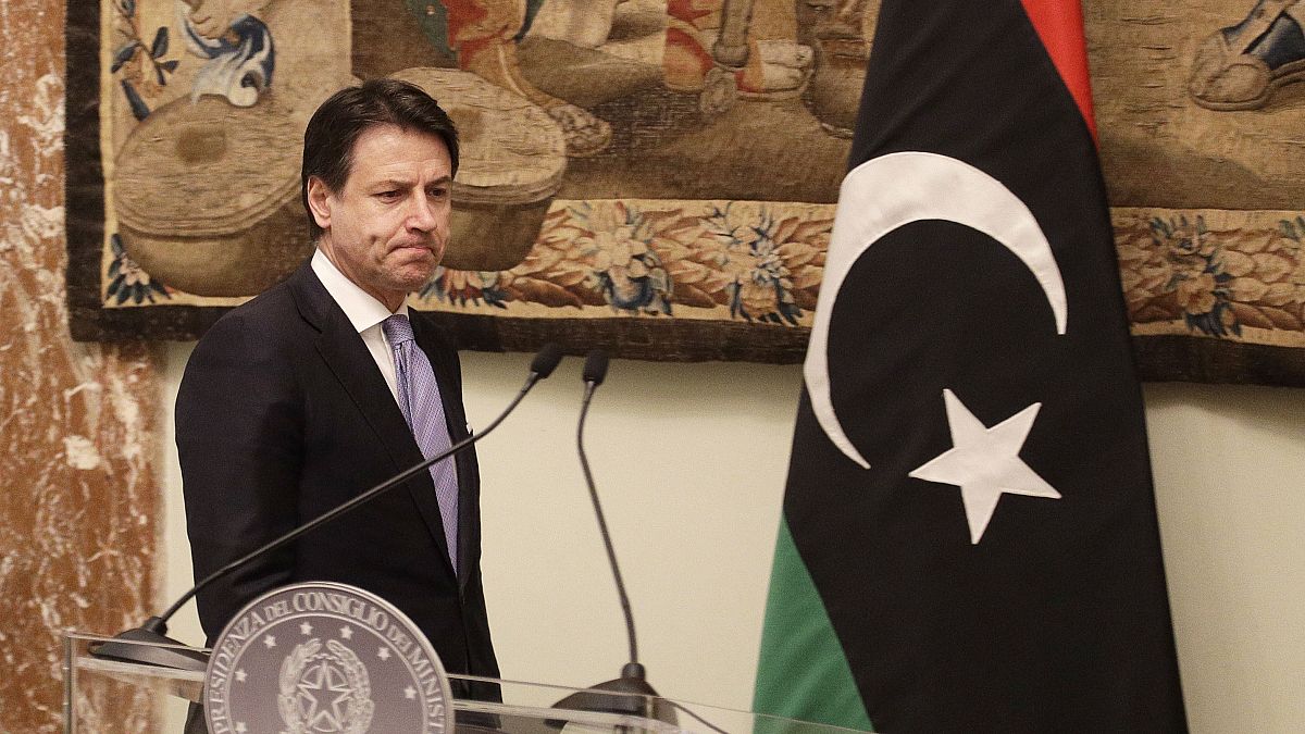 Libia, l'ex ministro Terzi: "Strada in salita, ma l'Italia deve tornare in prima linea"