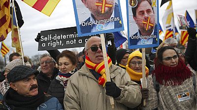 Неприкосновенность каталонских евродепутатов
