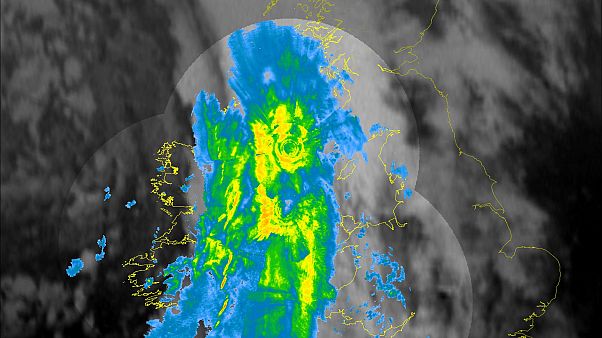 Storm Brendan lashes Ireland with 130kmph winds Storm Brendan lashes Ireland with 130kmph winds
