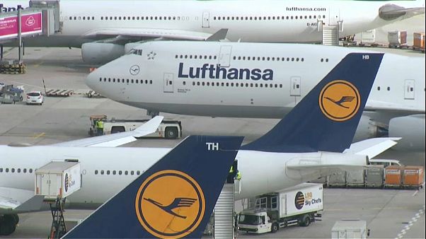 Kranich entthront: Ryanair fliegt mehr Passagiere als Lufthansa Kranich entthront: Ryanair fliegt mehr Passagiere als Lufthansa