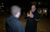Европейцы подменяют полицию на улицах и в сети