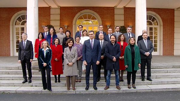 España pone fin a más de un año sin Gobierno con un Consejo de Ministros sin precedentes España pone fin a más de un año sin Gobierno con un Consejo de Ministros sin precedentes