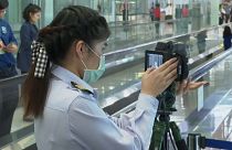 Neues Coronavirus breitet sich aus: Fieberkontrollen am Flughafen Bangkok