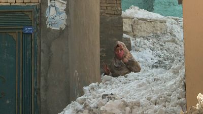Десятки людей погибли в Афганистане и Пакистане из-за снегопадов