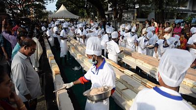 Elkészítették a világ leghosszabb tortáját Indiában