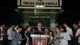 YSK'dan seçim kararları: Seçime katılabilecek siyasi partiler açıklandı 