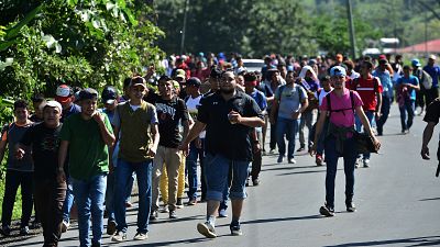ABD'ye gitmek üzere yola çıkan 1000 göçmen Guatemala sınırına ulaştı