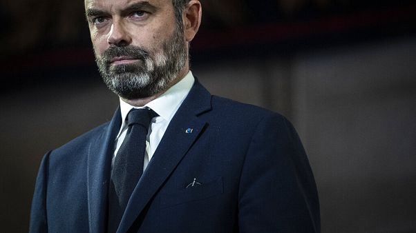 Fransa'da Başbakan Edouard Philippe grevlere tepki gösterdi: 'Gereğinden fazla sürdü' Fransa'da Başbakan Edouard Philippe grevlere tepki gösterdi: 'Gereğinden fazla sürdü'
