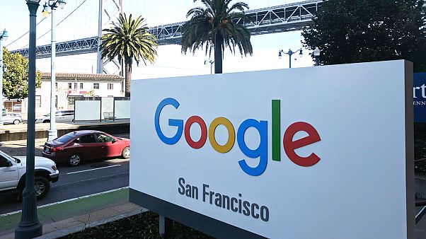 Google'ın çatı şirketi Alphabet'in piyasa değeri 1 trilyon doları geçti Google'ın çatı şirketi Alphabet'in piyasa değeri 1 trilyon doları geçti