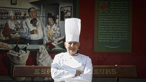 Conmoción en Francia: la Guía Michelín degrada al restaurante Bocuse Conmoción en Francia: la Guía Michelín degrada al restaurante Bocuse