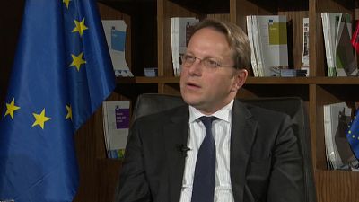 Ο Ευρωπαίος Επίτροπος για τη Διεύρυνση στο Euronews