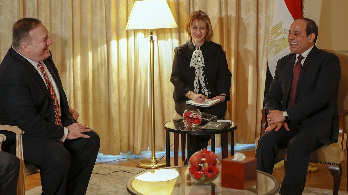 الرئيس المصري عبد الفتاح السيسي ووزير الخارجية الأمريكي مايك بومبيو 
