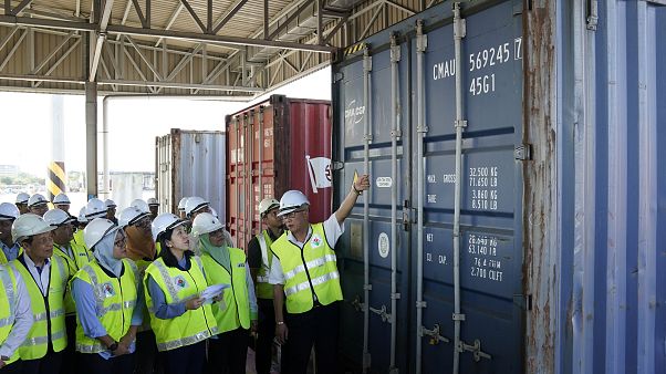 Malezya plastik atıkları geldikleri ülkeye geri gönderdi Malezya plastik atıkları geldikleri ülkeye geri gönderdi