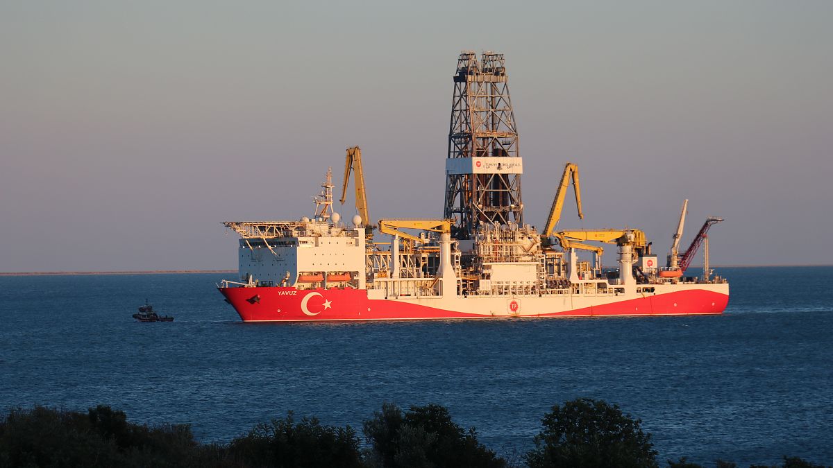 Doğu Akdeniz'de faaliyet gösteren 'Yavuz' isimli sondaj gemisi