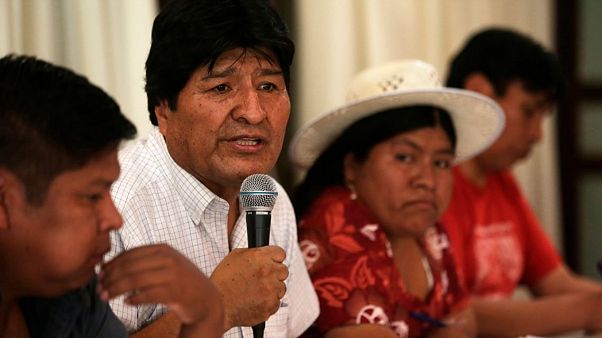 Evo Morales pasa el testigo: Luis Arce será candidato del MAS a la presidencia de Bolivia Evo Morales pasa el testigo: Luis Arce será candidato del MAS a la presidencia de Bolivia