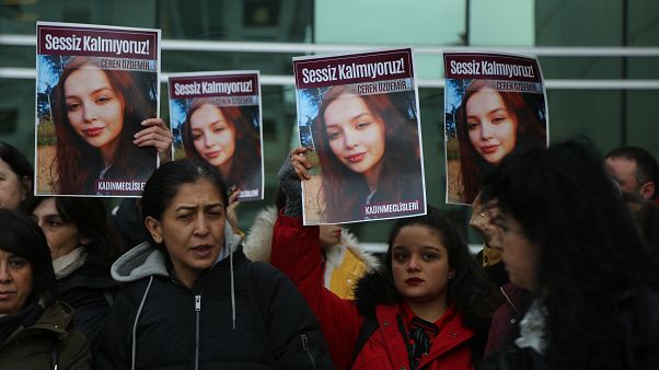Ceren Özdemir davasında sanık Özgür Arduç'a müebbet hapis cezası verildi Ceren Özdemir davasında sanık Özgür Arduç'a müebbet hapis cezası verildi