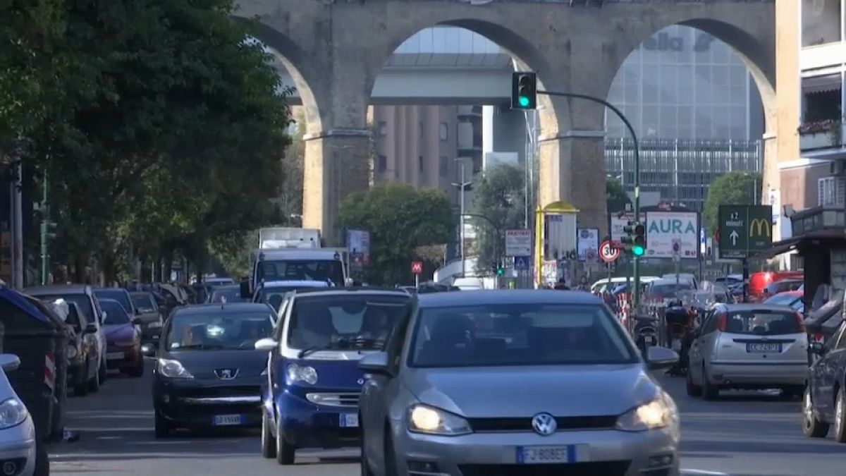 Ore perse nel traffico. Roma peggiore in Europa