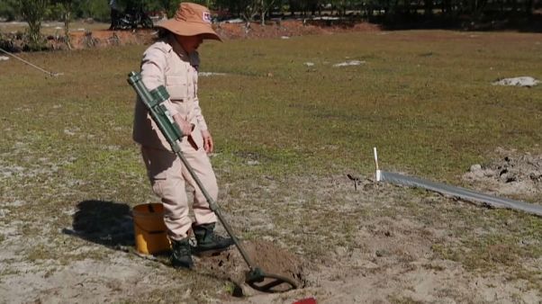 Mehr Bomben als im 2. Weltkrieg: Entminung in Vietnam Mehr Bomben als im 2. Weltkrieg: Entminung in Vietnam