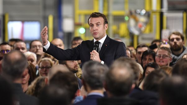 Fransa Cumhurbaşkanı Emmanuel Macron, iş insanlarıyla bir araya geldi Fransa Cumhurbaşkanı Emmanuel Macron, iş insanlarıyla bir araya geldi