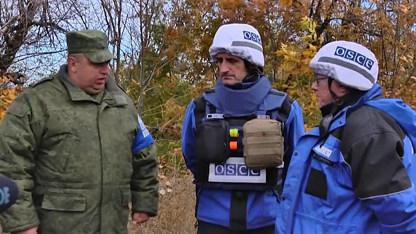 Украина просит расширить миссию ОБСЕ в Донбассе Украина просит расширить миссию ОБСЕ в Донбассе