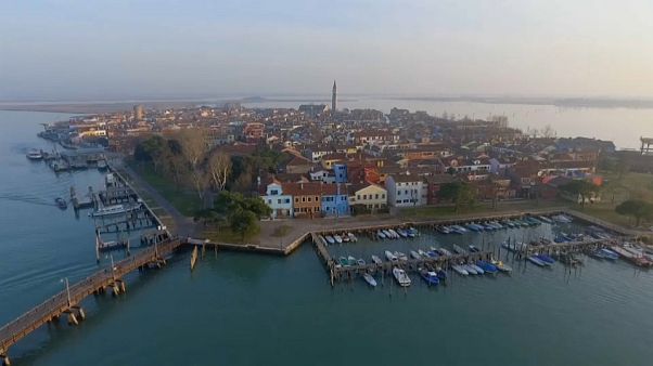 Laguna di Venezia: a rischio estinzione, Burano non è isola per giovani Laguna di Venezia: a rischio estinzione, Burano non è isola per giovani