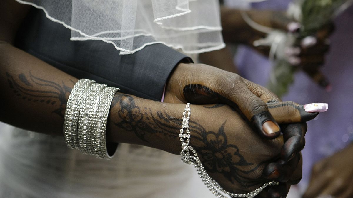  سبعة قتلى  بانفجار قنبلة يدوية خلال حفل زفاف في السودان 