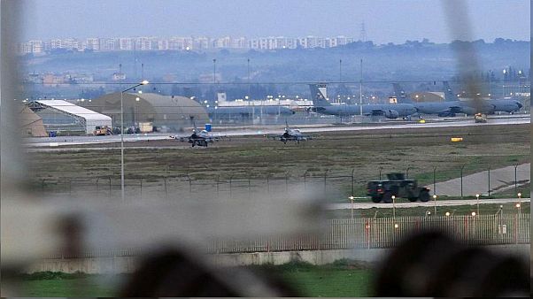 Türk Harb-İş Sendikası: İncirlik'te ABD firmasına çalışan işçilerin yarısının çıkışı verildi Türk Harb-İş Sendikası: İncirlik'te ABD firmasına çalışan işçilerin yarısının çıkışı verildi