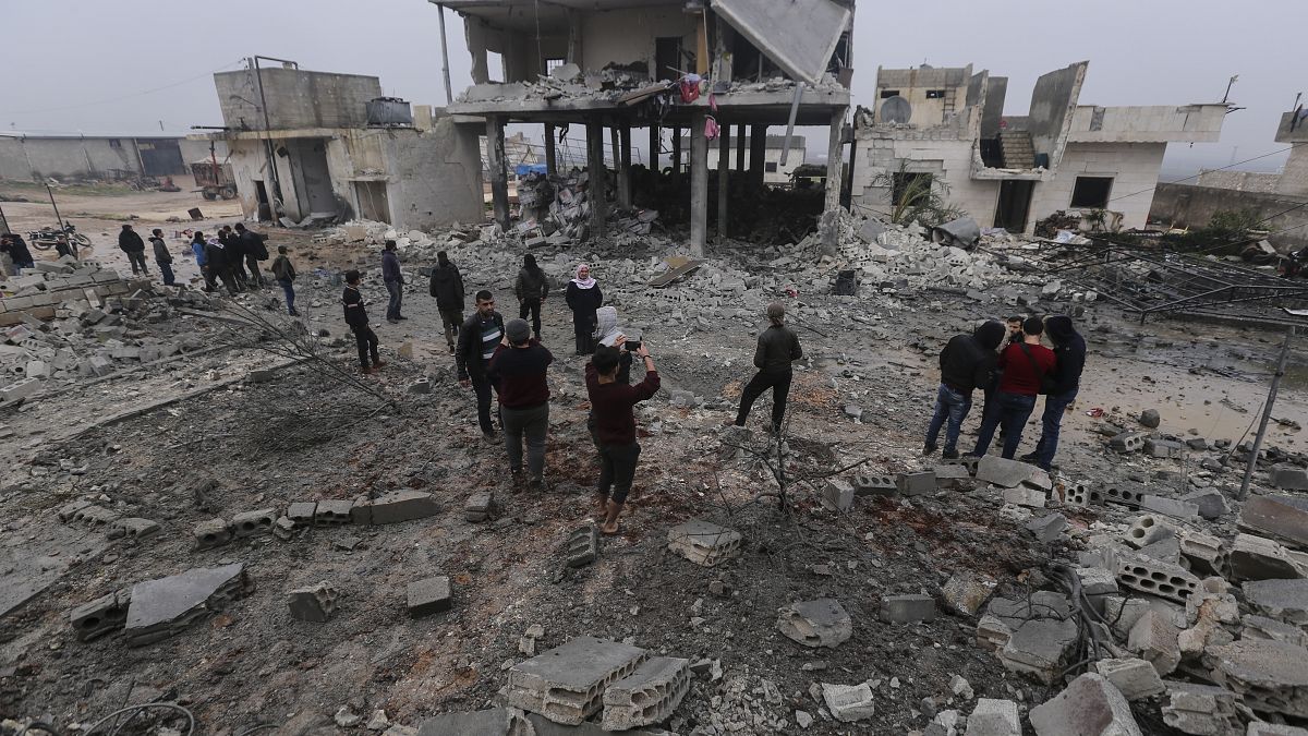 دیده‌بان حقوق بشر سوریه: ۱۲ غیرنظامی از جمله ۷ کودک در حملات هوایی روسیه کشته شدند