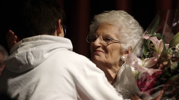 A casa di Liliana Segre: l'emozione, tanta, di guardarla negli occhi A casa di Liliana Segre: l'emozione, tanta, di guardarla negli occhi