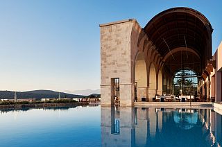 What it’s really like to stay at Greece’s most coveted hotel