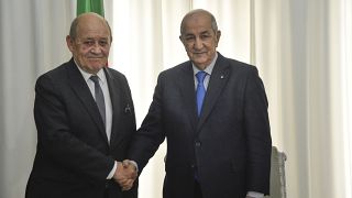 صورة تجمع الرئيس الجزائري عبد المجيد تبون و وزير الخارجية الفرنسي 