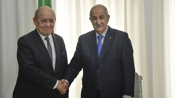 صورة تجمع الرئيس الجزائري عبد المجيد تبون و وزير الخارجية الفرنسي صورة تجمع الرئيس الجزائري عبد المجيد تبون و وزير الخارجية الفرنسي