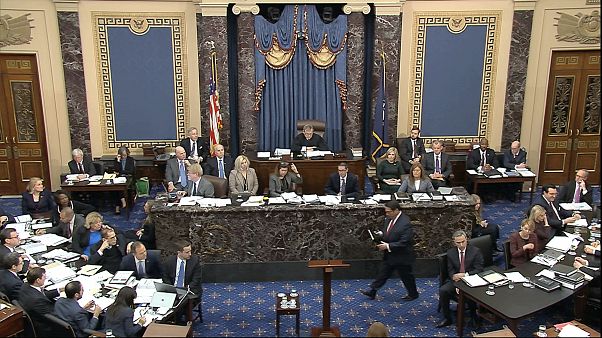 Bataille réglementaire lors de l'ouverture du procès en destitution de Donald Trump Bataille réglementaire lors de l'ouverture du procès en destitution de Donald Trump