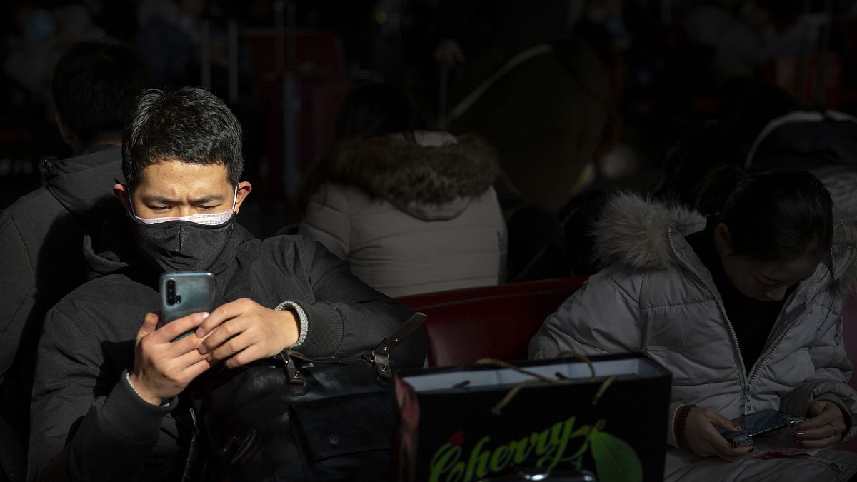 الصين تحذّر من سرعة تفشّي فيروس كورونا وارتفاع عدد الوفيات إلى 9 أشخاص