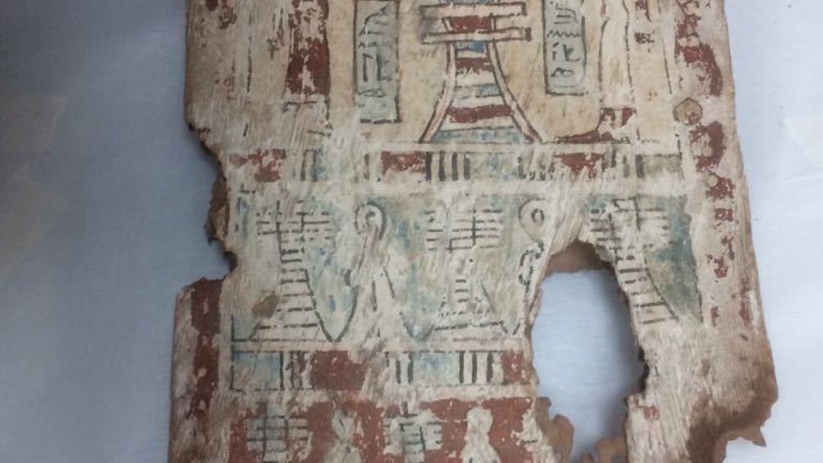 صورة لقطعة أثرية مصرية كانت قد هُربت بشكل غير قانوني