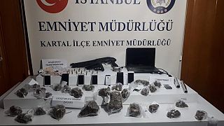 İstanbul'da gerçekleştirilen operasyonda, 1 kilo 361 gram uyuşturucu madde ele geçirildi
