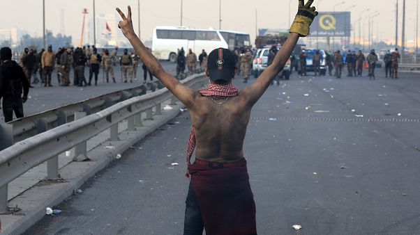 Irak'taki hükümet karşıtı göstericiler Irak'taki hükümet karşıtı göstericiler