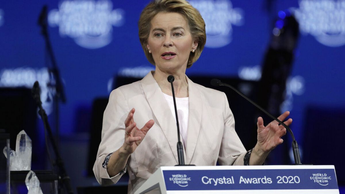 Dia da Europa em Davos: Ursula von der Leyen aposta na "modernização"  