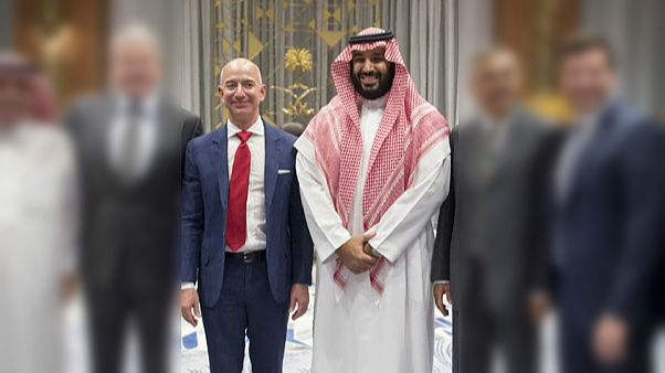 Dono do Washington Post e Príncipe herdeiro saudita terão trocado contactos em abril de 2018 Dono do Washington Post e Príncipe herdeiro saudita terão trocado contactos em abril de 2018