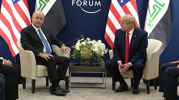 دونالد ترامپ در پاسخ به اینکه آیا عراق را تحریم میکنید: باید ببینیم دونالد ترامپ در پاسخ به اینکه آیا عراق را تحریم میکنید: باید ببینیم