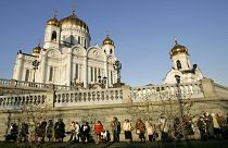 6 Witze über Kirche, Politik (und Putin): Comedian flieht aus Russland